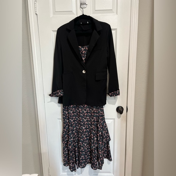 Maxi Dress and Blazer Set - Picture 2 of 11